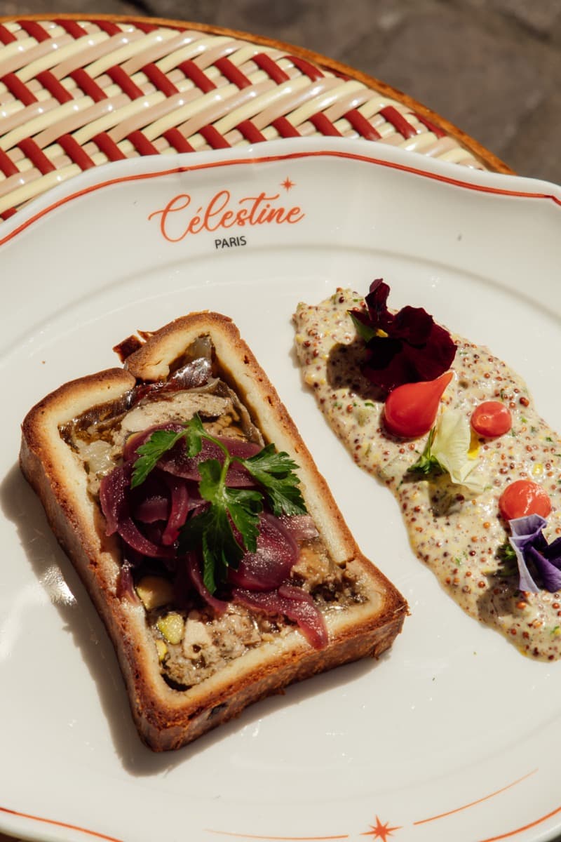 Pâté en croûte sur assiette Célestine